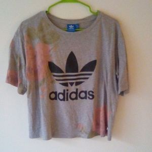 Adidas tee